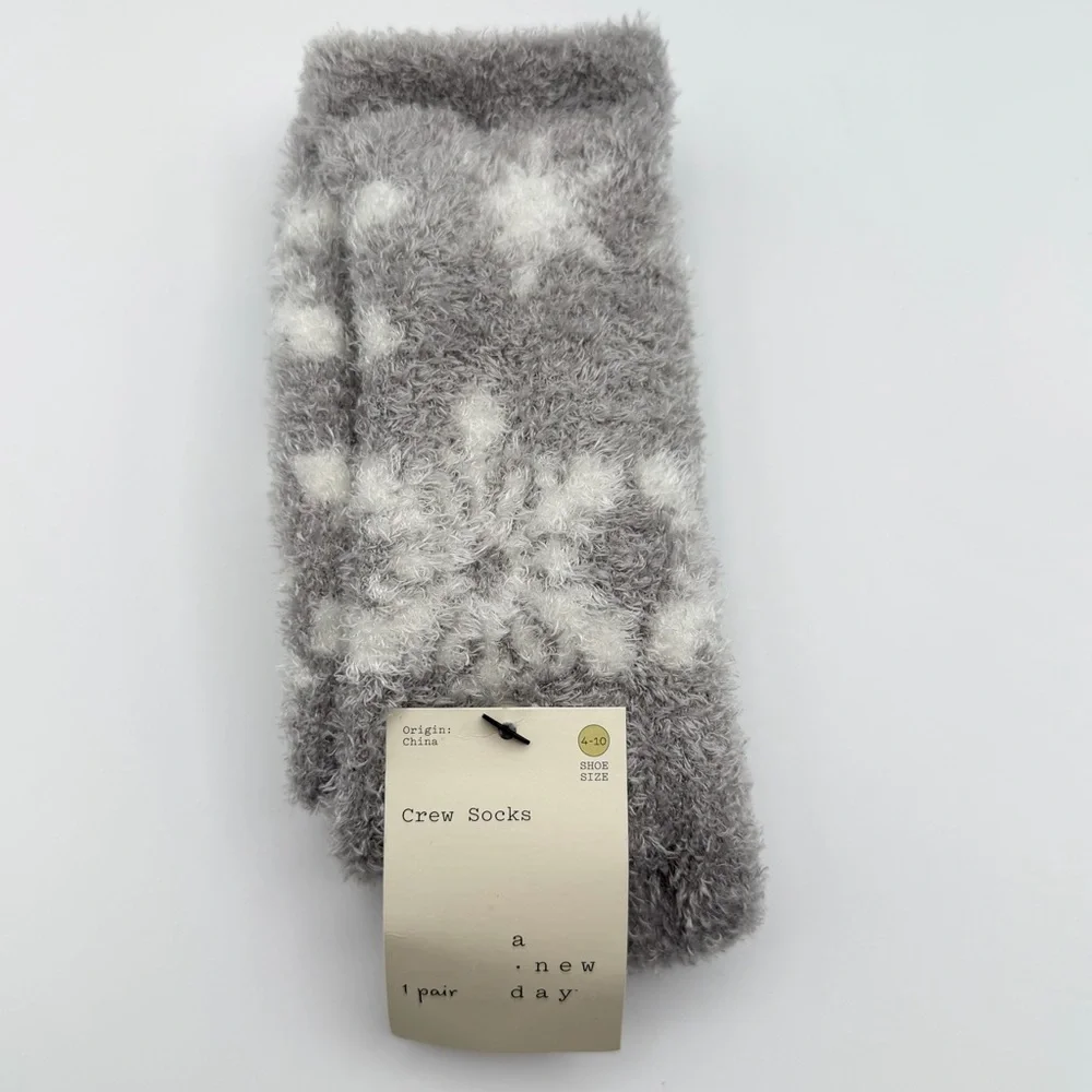 A New Day Women's Plush Faux Fur Socks Gray White Cozy Winter Cold